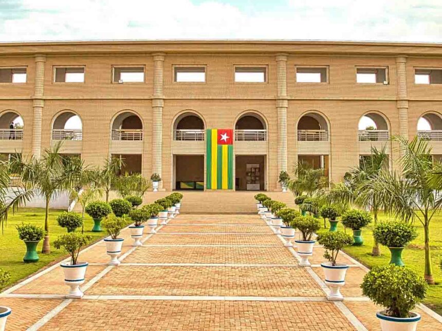L’Assemblée nationale togolaise passe à l’ère numérique